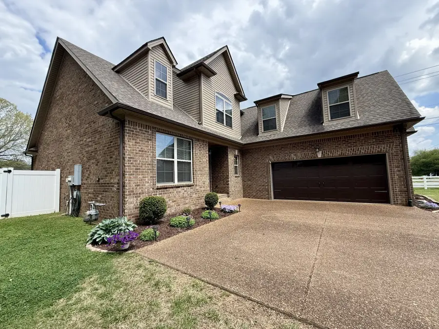 1600 Inverness Dr, Spring Hill, TN 37174 - #2