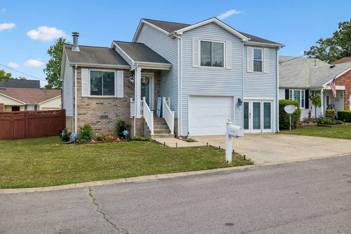 111 River Bend Rd, Hendersonville, TN 37075 - #1