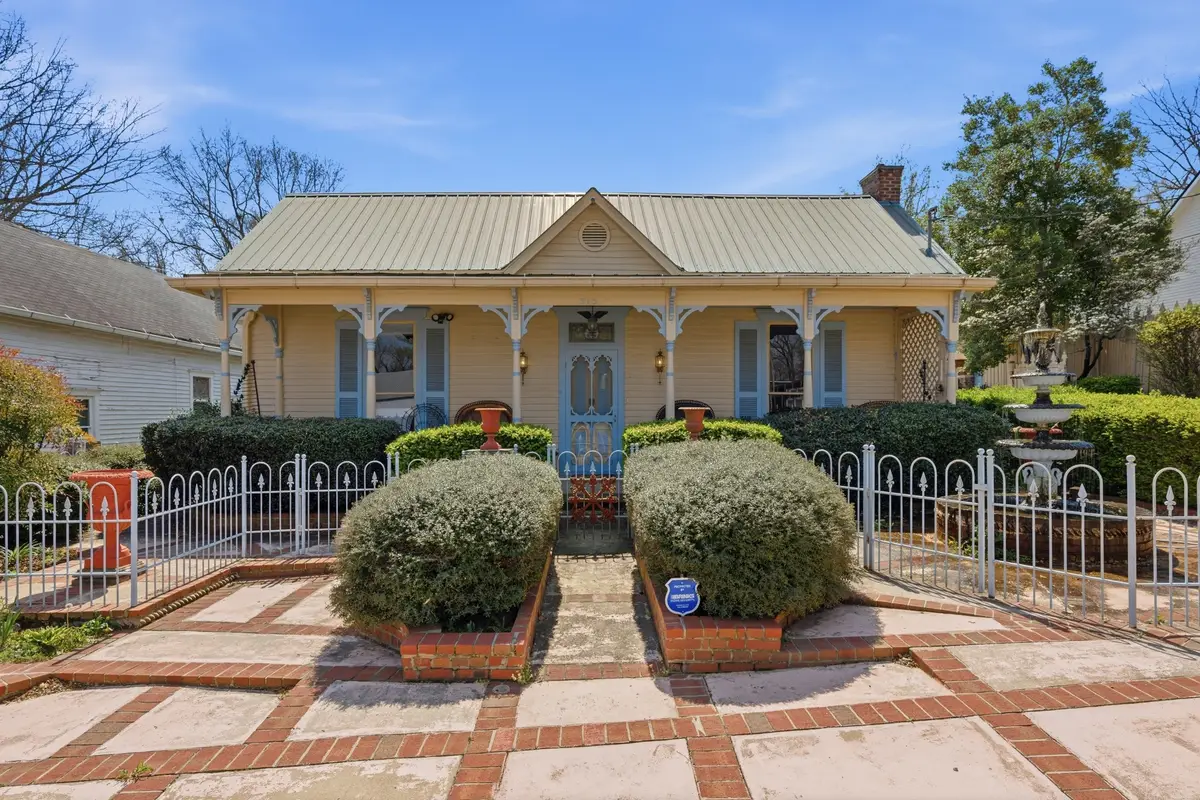 315 E 12th St, Columbia, TN 38401 - #1
