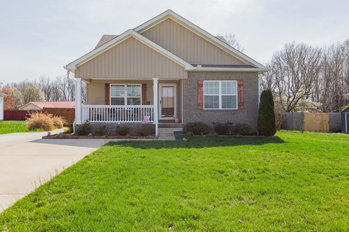 122 Thacker Dr, Portland, TN 37148 - #1