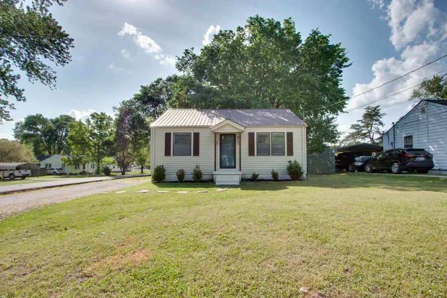 1808 Parkway Ave, Columbia, TN 38401 - #2