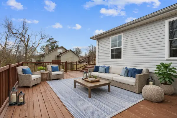 719 Judge Mason Way, La Vergne, TN 37086