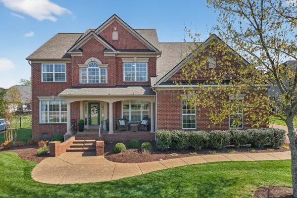 713 Amberwood Pl, Nashville, TN 37221