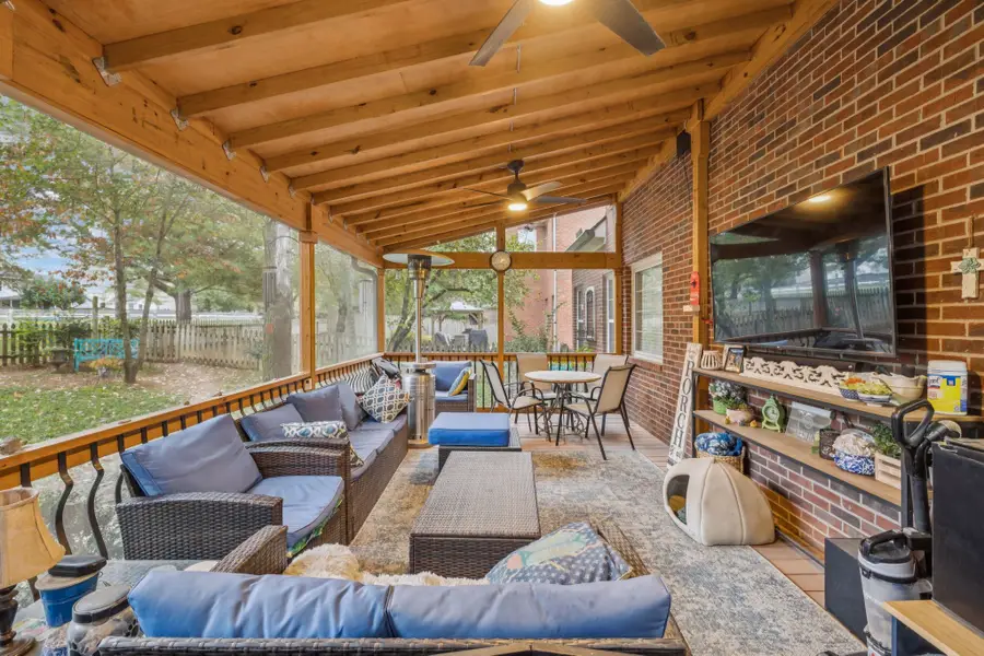 2002 Glastonbury Dr, Franklin, TN 37069 - #2