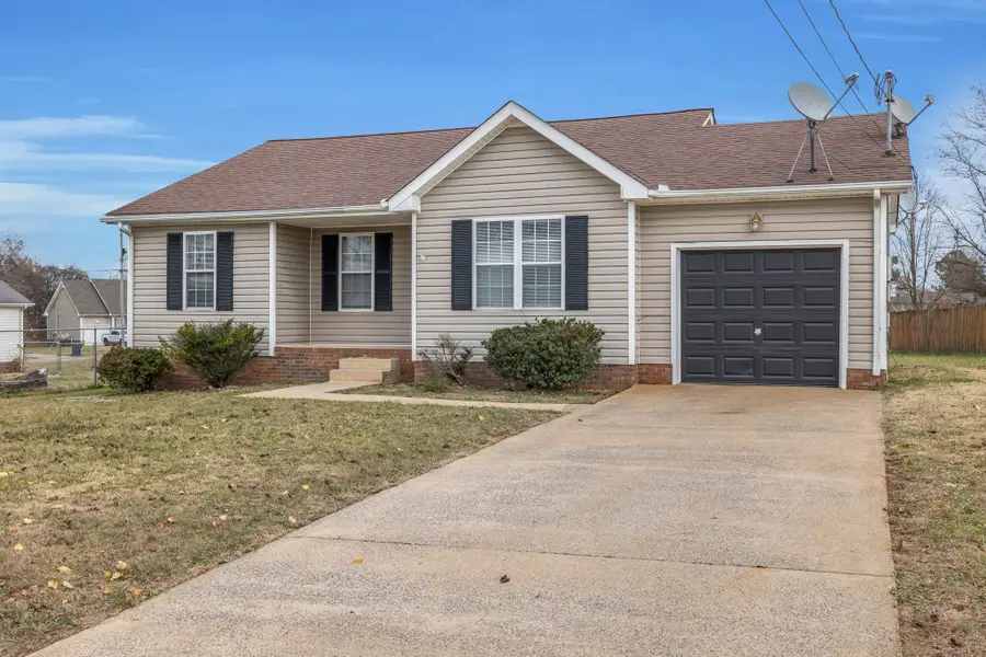 303 Pappy Dr, Oak Grove, KY 42262 - #3