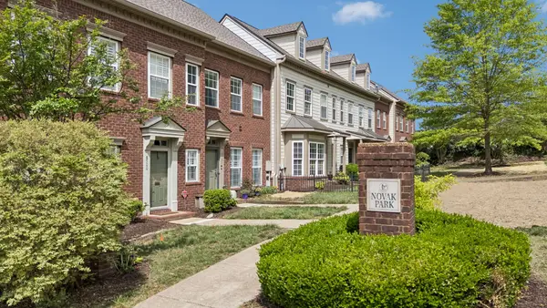 8502 Novak Ln, Nashville, TN 37211