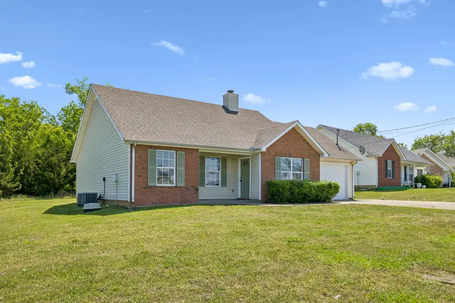 1211 Akins Ridge Dr, La Vergne, TN 37086 - #3