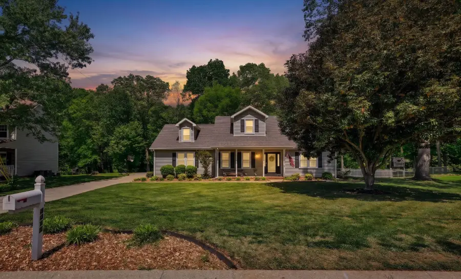 3424 Clearwater Dr, Clarksville, TN 37042 - #2