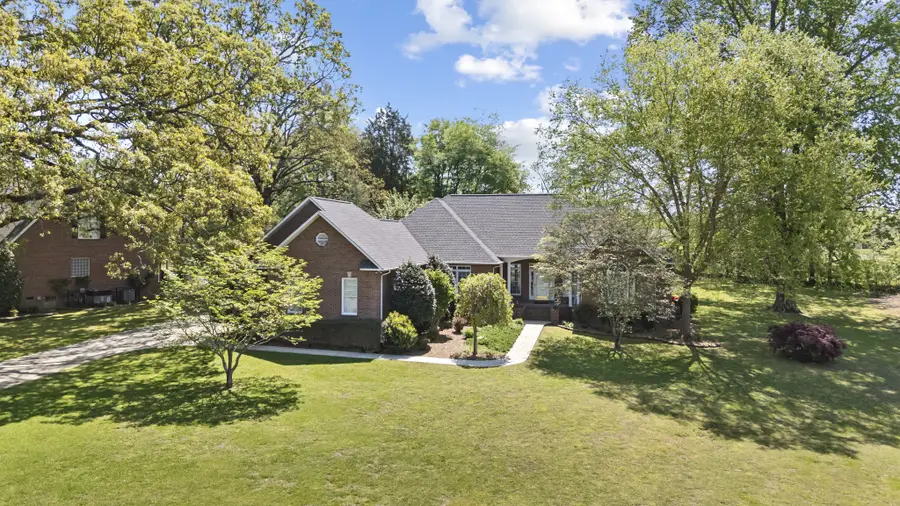 54 Foyer Dr, Winchester, TN 37398 - #3