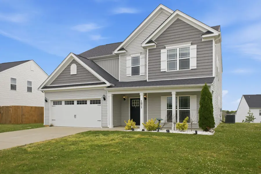 1075 Vanguard Dr, Spring Hill, TN 37174 - #2