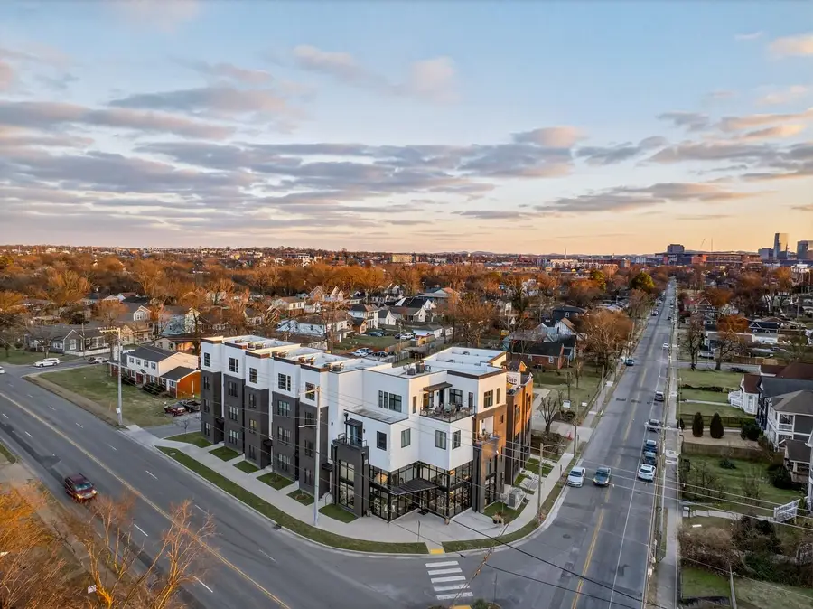 402 Cleveland St #3, Nashville, TN 37207 - #2