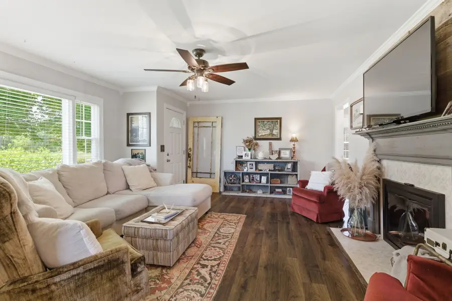 601 N Palmers Chapel Rd, White House, TN 37188 - #2