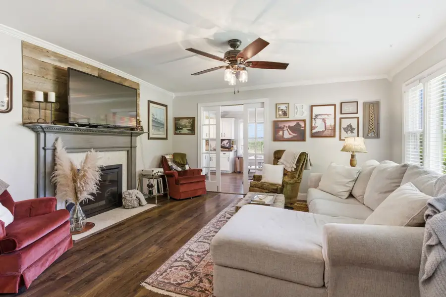 601 N Palmers Chapel Rd, White House, TN 37188 - #3