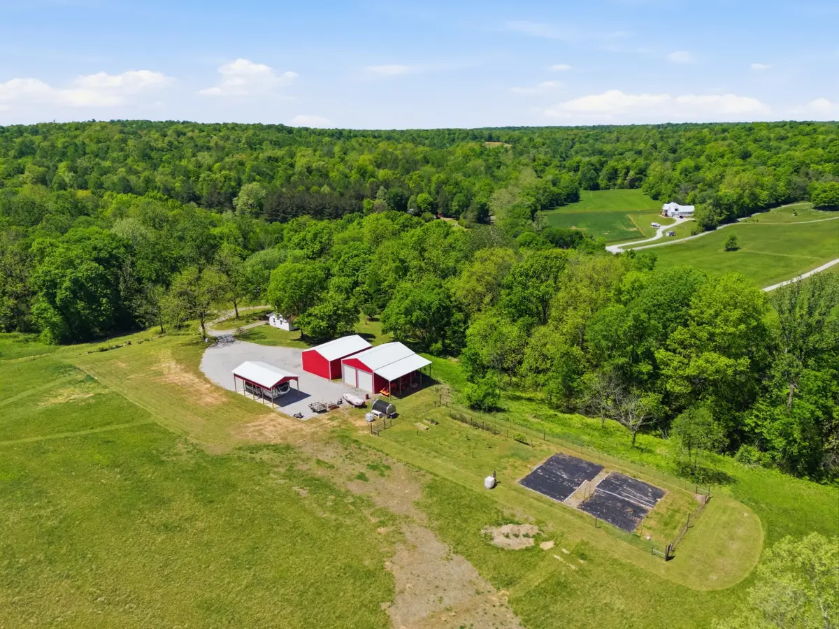 1550 Little Bartons Creek Rd, Cumberland Furnace, TN 37051 - #1