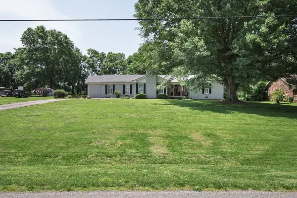 112 Herman Harrison Dr, Hendersonville, TN 37075