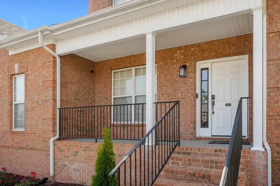 102 Clairmonte Ln, Hendersonville, TN 37075 - #2