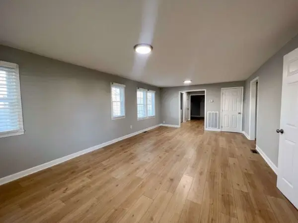 413 5th St, Lawrenceburg, TN 38464 - #3