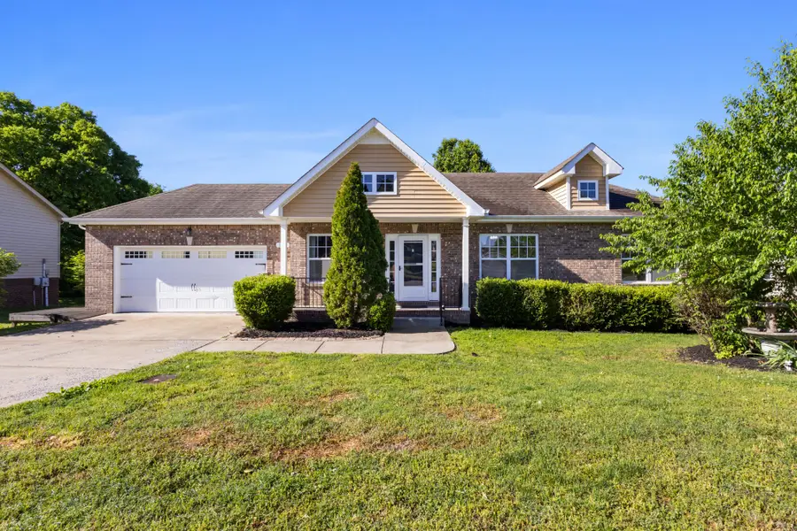 3484 Clover Hill Dr, Clarksville, TN 37043 - #2