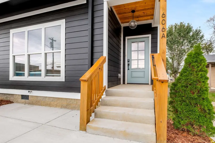 606A 41st Ave N, Nashville, TN 37209 - #2