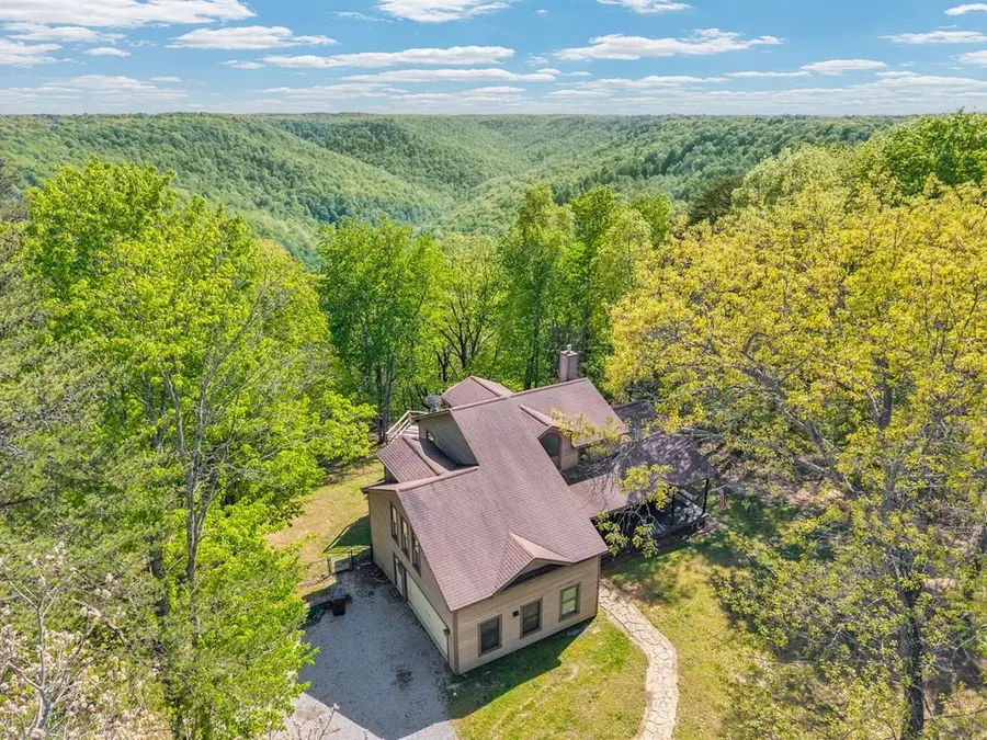 160 Eagles Bluff Cir, Spencer, TN 38585 - #2