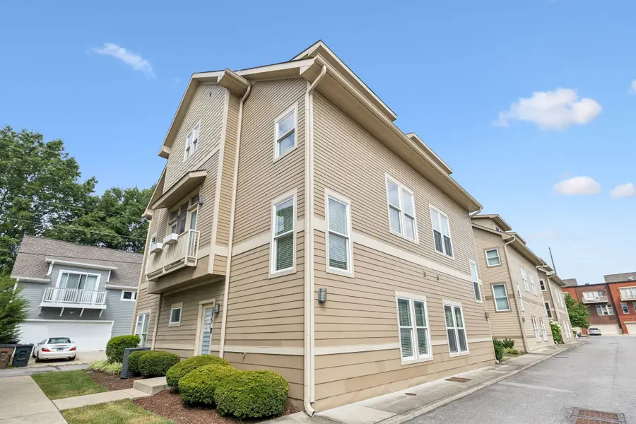 395 Monroe St, Nashville, TN 37208 - #2