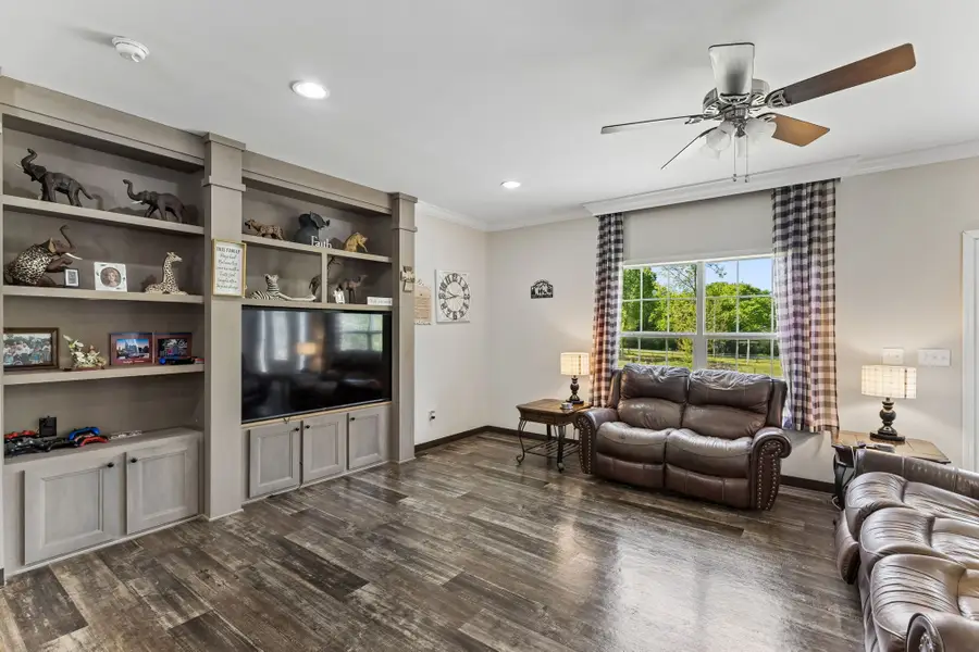 3469 Gillespie Ln, Columbia, TN 38401 - #3