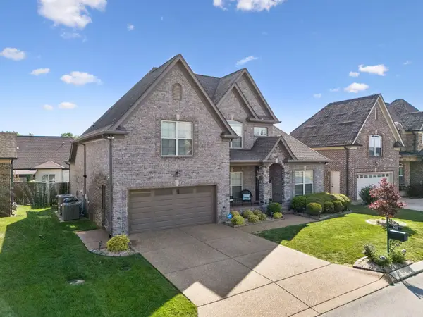 608 Southshore Pt, Mount Juliet, TN 37122