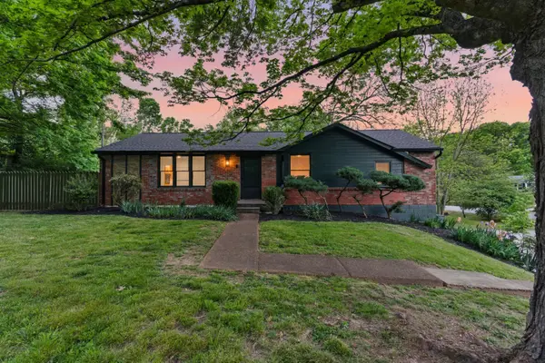 370 Blackman Rd, Nashville, TN 37211