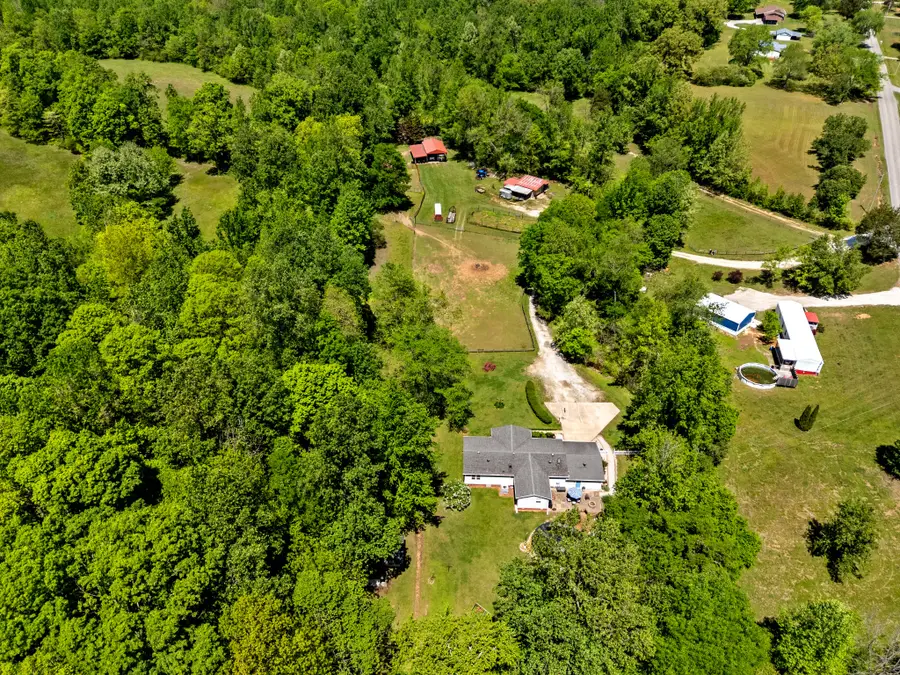 1431 Flatwood Rd, New Johnsonville, TN 37134 - #2