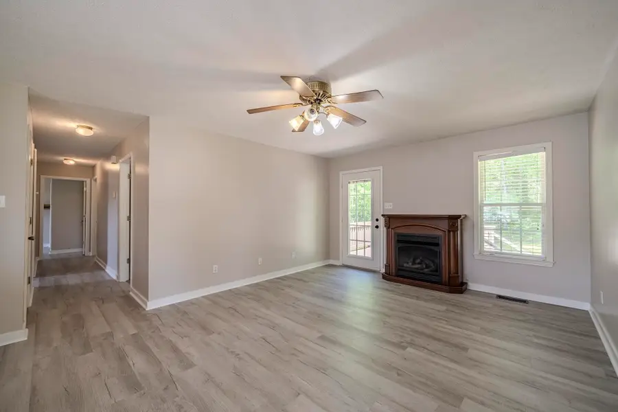 220 Linden Ln, Adamsville, TN 38310 - #2