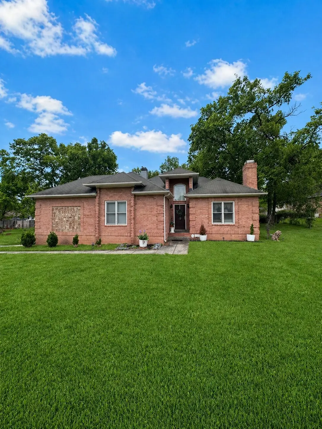 4404 Enchanted Cir, Nashville, TN 37218 - #1