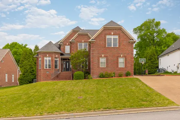 1532 Stokley Ln, Old Hickory, TN 37138