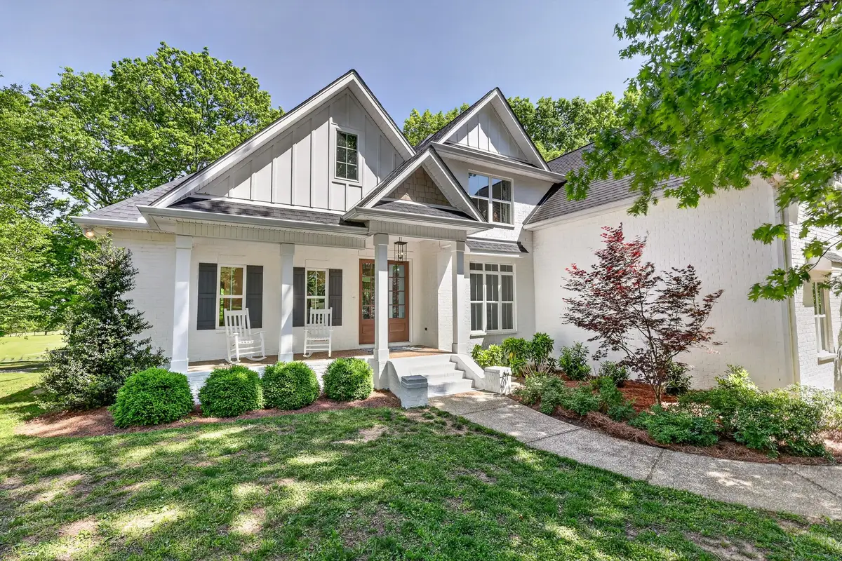 5111 Se Tater Peeler Rd, Lebanon, TN 37090 - #1