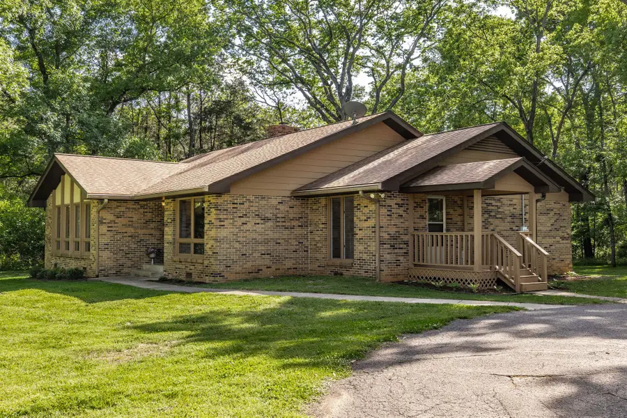 584 Shirley Rd, Smyrna, TN 37167 - #3