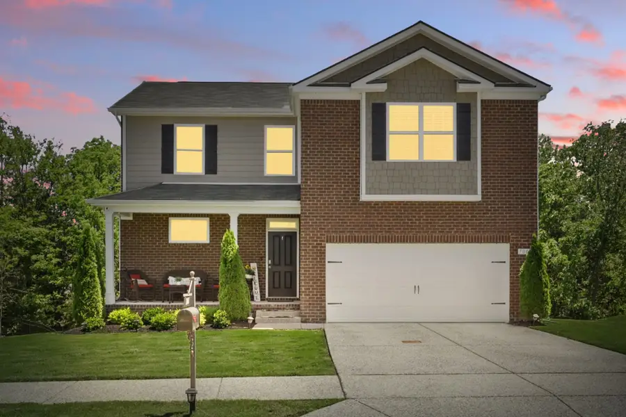 7005 Belmont Dr, Spring Hill, TN 37174 - #2