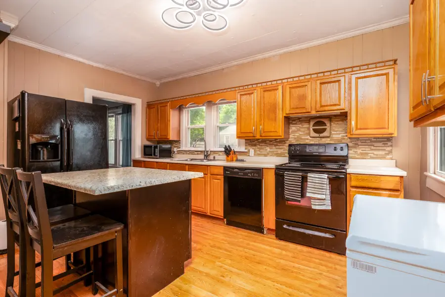 2205 W Wood St, Paris, TN 38242 - #2