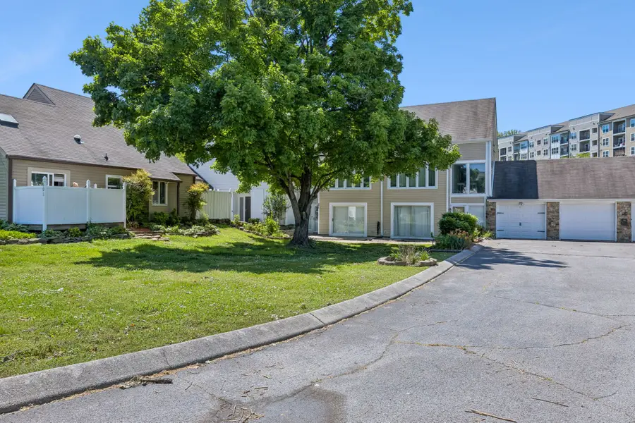 603 Rockwood Dr, Hermitage, TN 37076 - #3