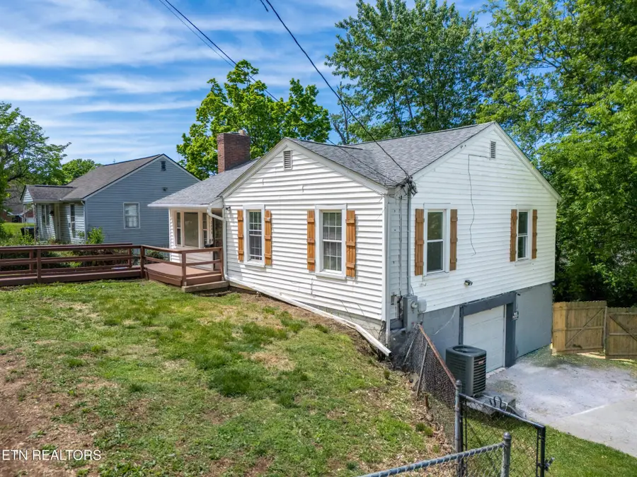 3209 Washington Pike, Knoxville, TN 37917 - #3