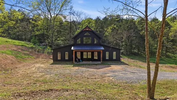 318 Robinson Rd, Frankewing, TN 38459