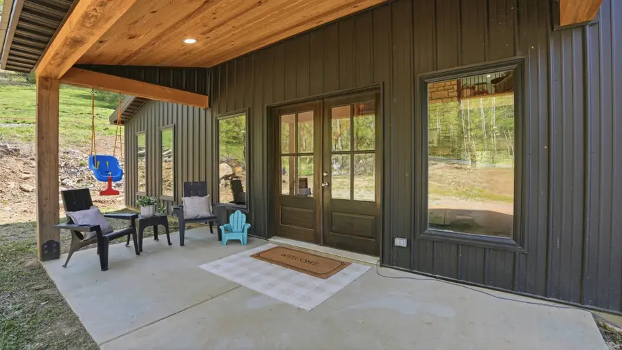 318 Robinson Rd, Frankewing, TN 38459 - #3