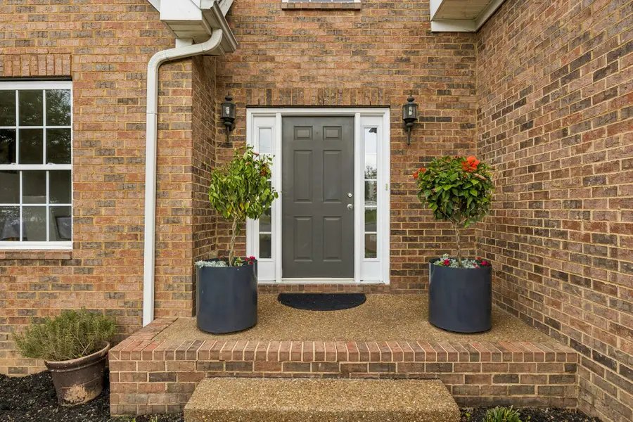 2122 Ieper Dr, Spring Hill, TN 37174 - #2