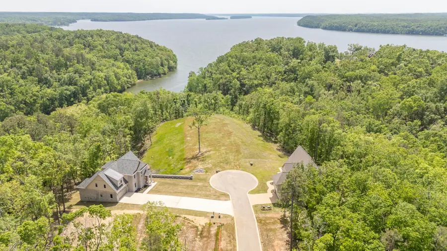 205 Pioneer Trl, Savannah, TN 38372 - #2