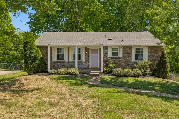 4808 Overcrest Dr, Nashville, TN 37211