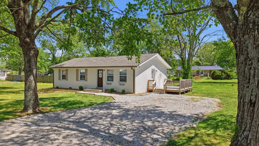 1302 E Grundy St, Tullahoma, TN 37388 - #2