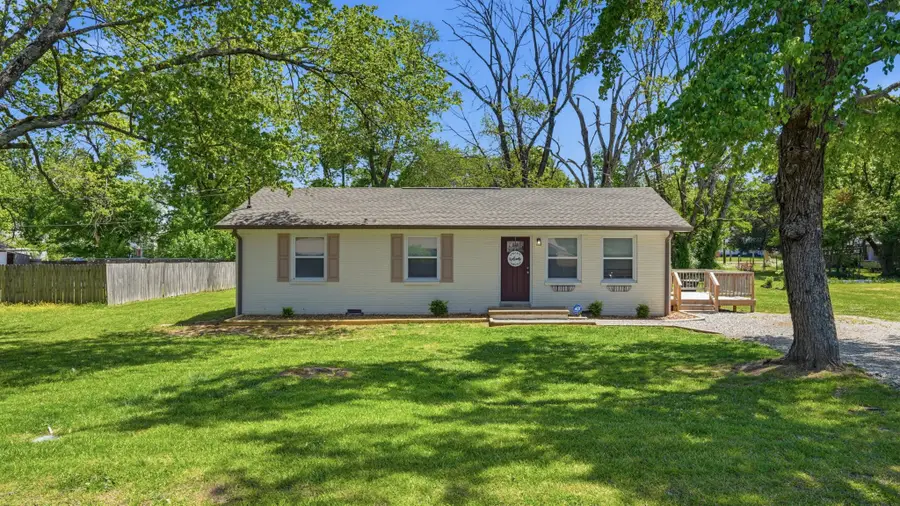 1302 E Grundy St, Tullahoma, TN 37388 - #3