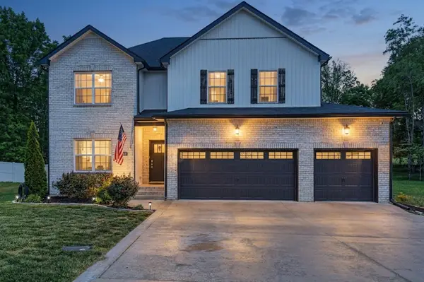 1333 Morning Star Dr, Clarksville, TN 37042