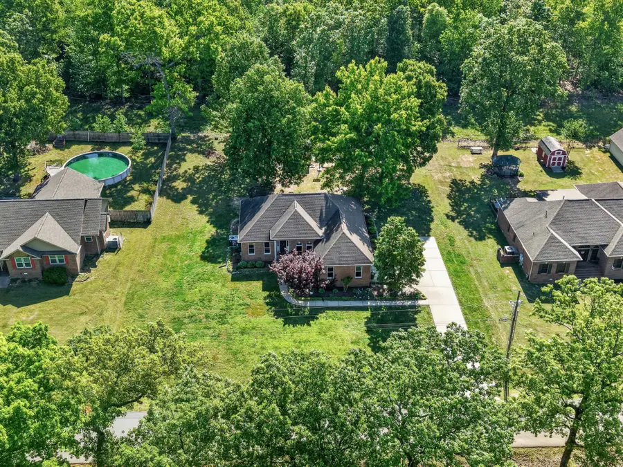 132 Ashton Cir, Fayetteville, TN 37334 - #2