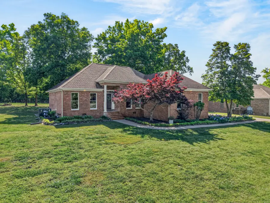 132 Ashton Cir, Fayetteville, TN 37334 - #3
