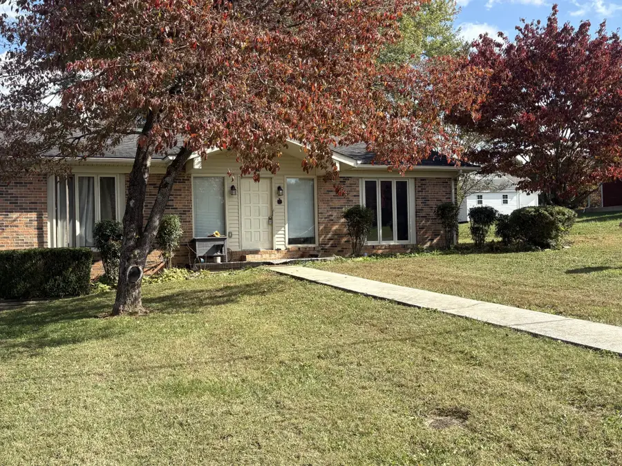 128 N Turner Dr, Sparta, TN 38583 - #2