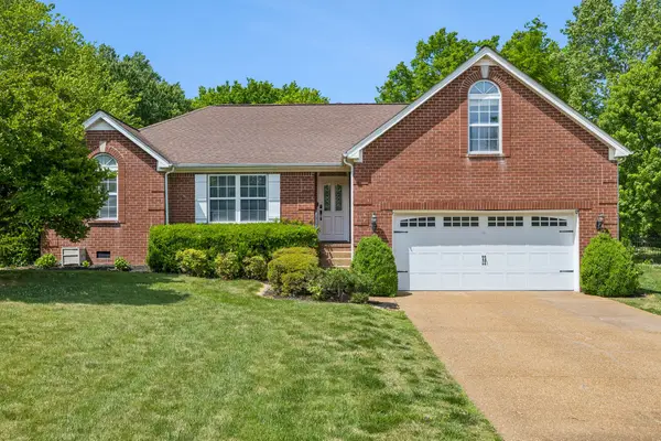 1808 Kara Ct, Spring Hill, TN 37174